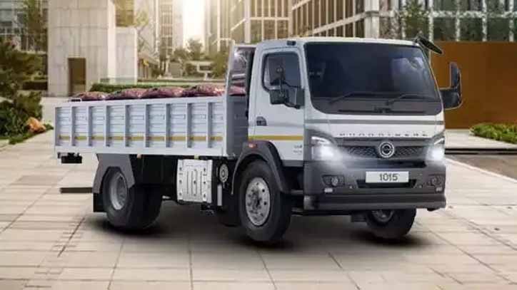 BharatBenz 1015R Plus Truck