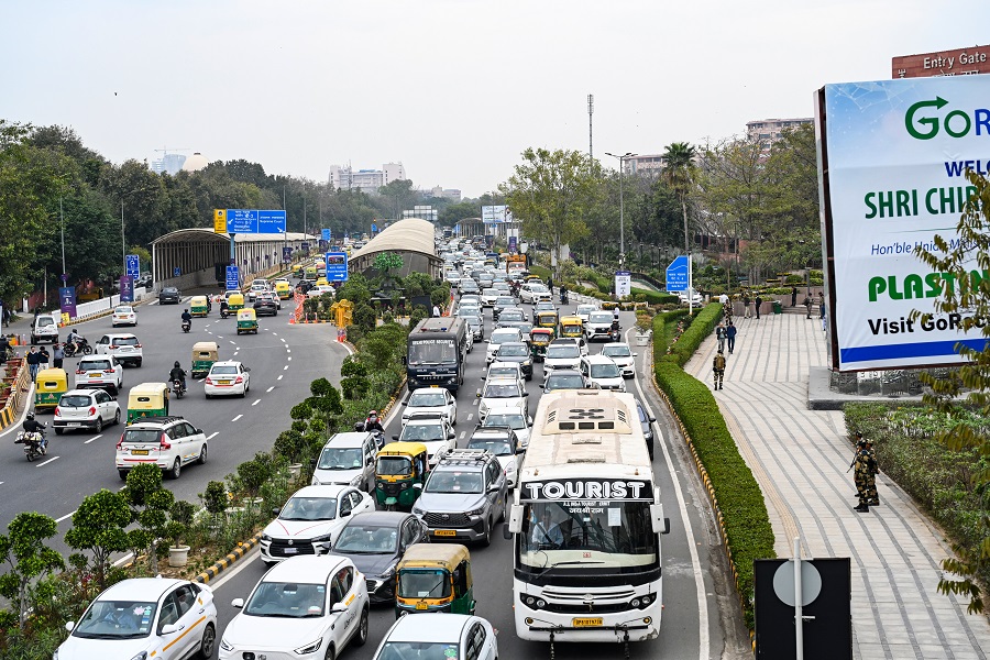 India's passenger vehicle sales surge, likely to expand 5–7 pc in FY26